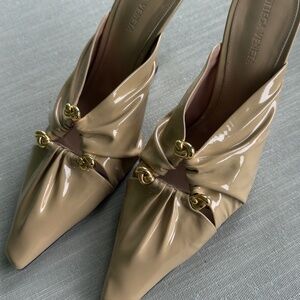 Botteg veneta heeled mule